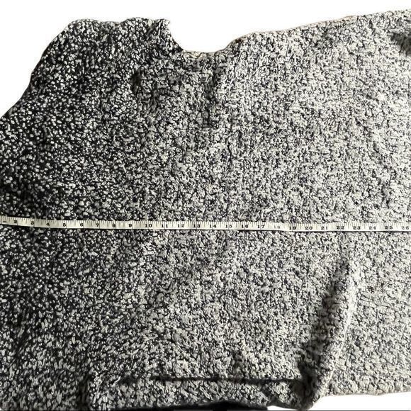 Johnston & Murphy womens large gray/black cardigan‎ - Picture 5 of 5